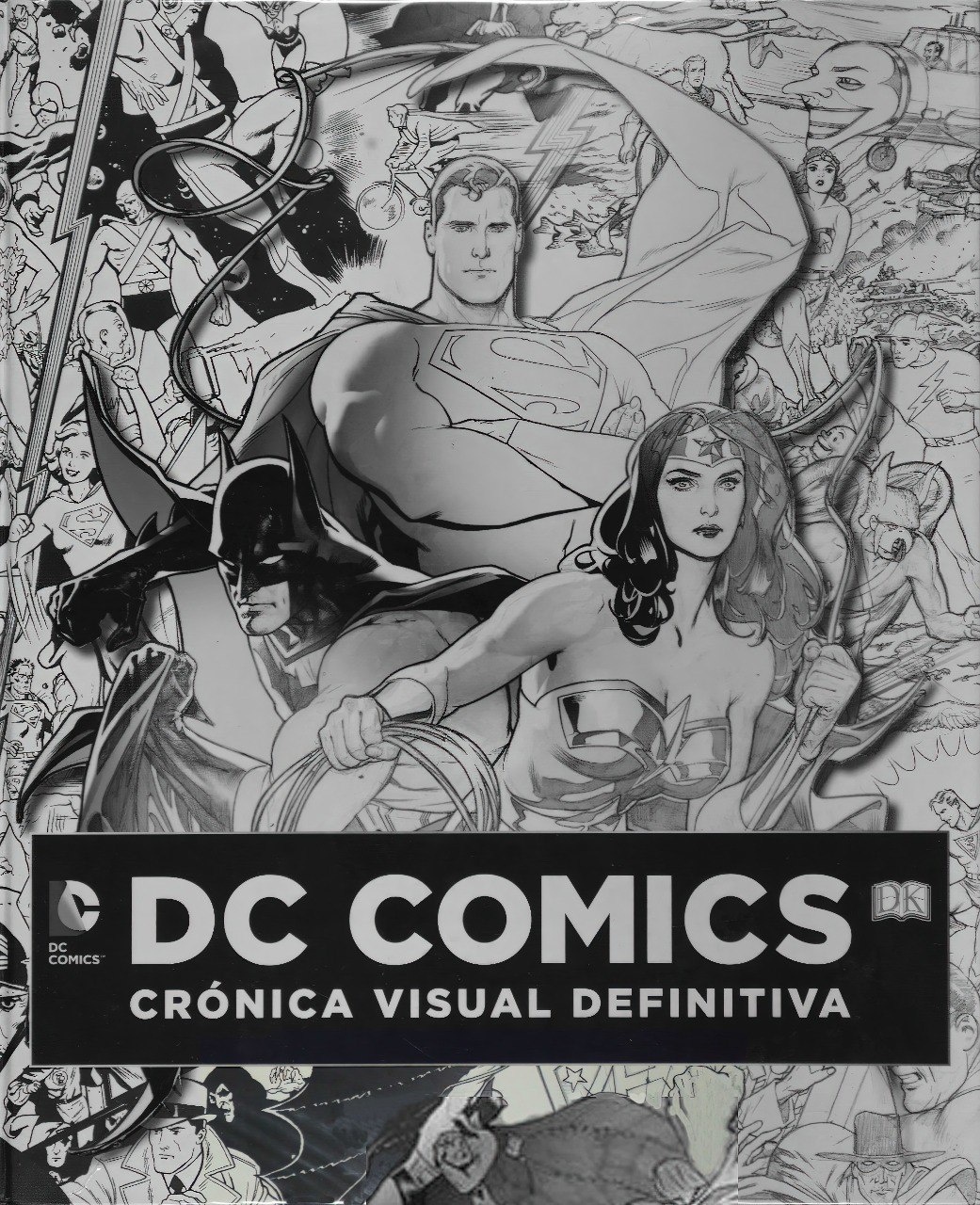 Portada ampliada de DC COMICS CRÓNICA VISUAL DEFINITIVA