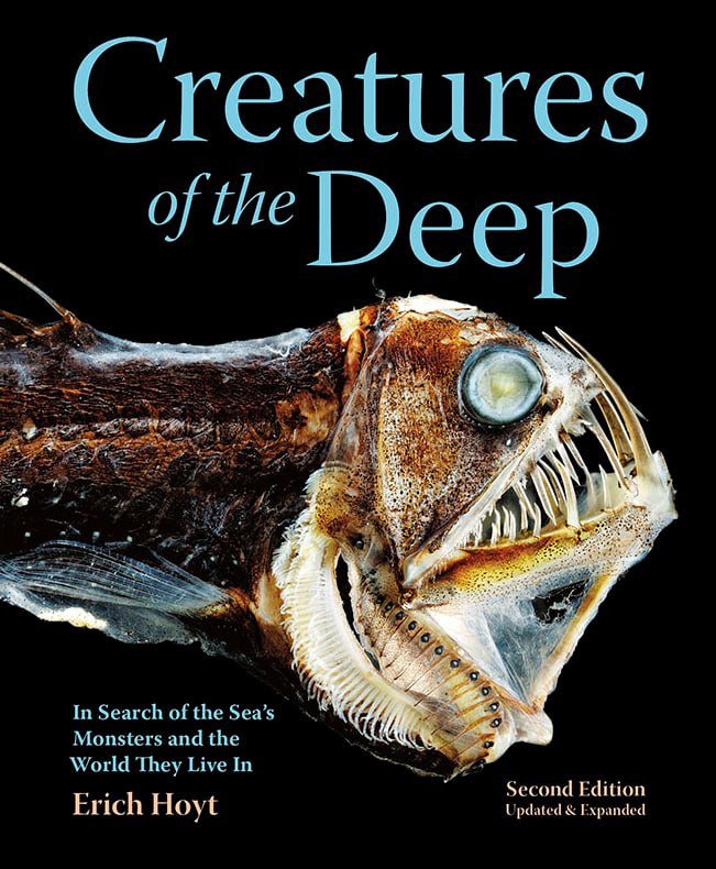 Portada ampliada de Creatures of the Deep