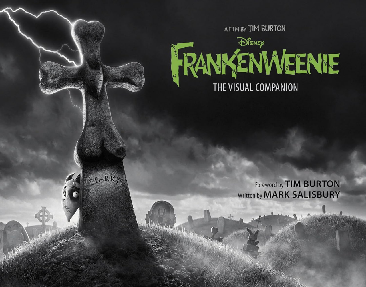 Portada ampliada de FRANKENWEENIE THE VISUAL COMPANION