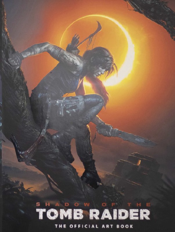 Portada ampliada de SHADOW OF THE TOMB RAIDER THE OFFICIAL ART BOOK