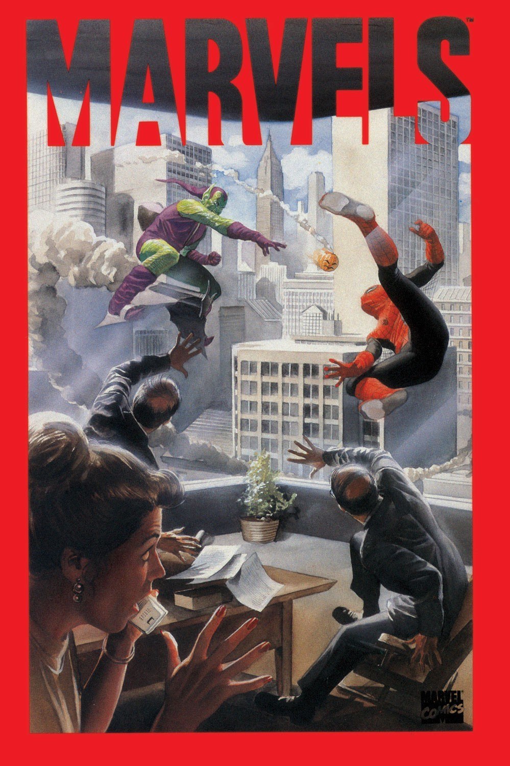 Portada ampliada de MARVELS