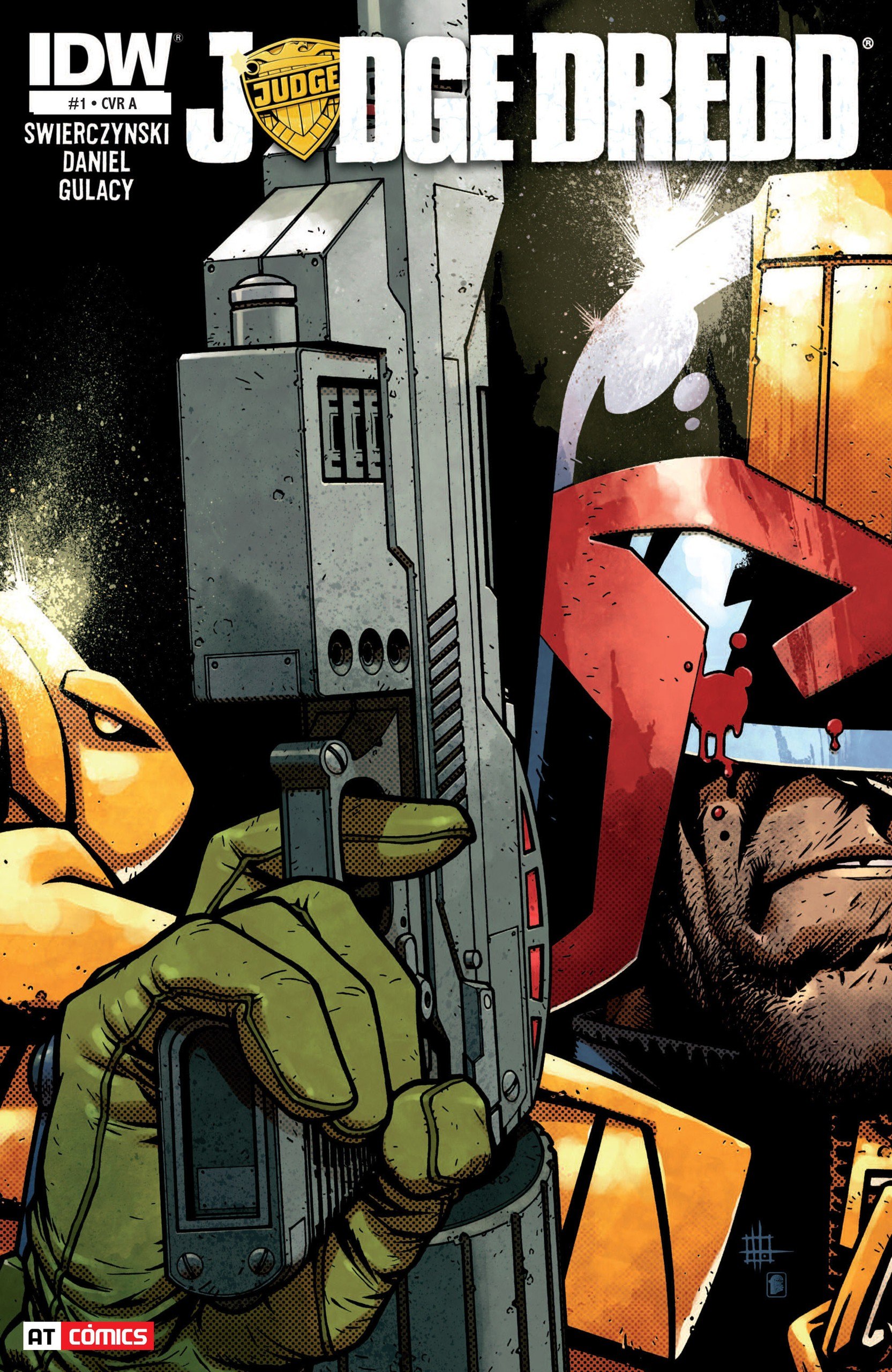 Portada ampliada de JUDGE DREDD