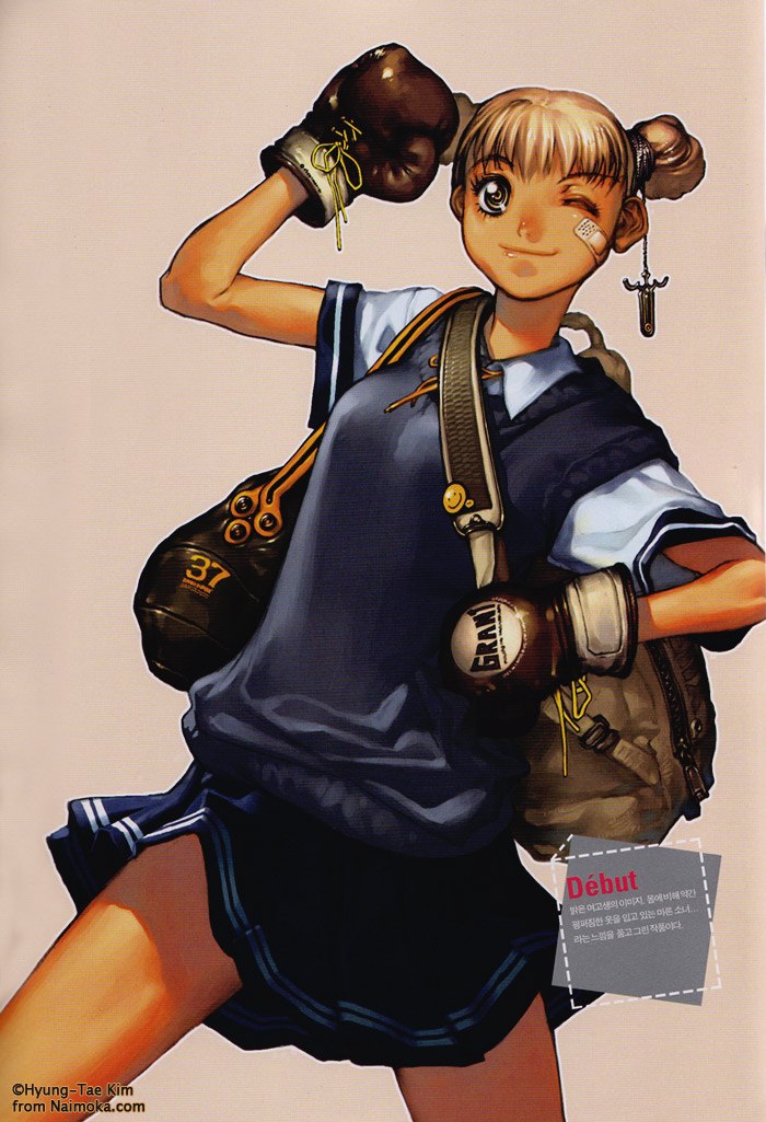 Portada ampliada de The Neon Genesis Evangelion Newtype 100% Collection (ISBN 4-04-852700-2) is a 178 page artbook in A4 format featuring stills and illustrations from the series, cast interviews/diary notes, the Neon Genesis Evangelion Proposal, and a catalog of all the episodes, many of which have been featured in the Newtype magazine, There are 100 pages are in full color (including the front and back covers) while 80 pages are black and white preproduction sketches. It originally sold in Japan for about ¥1500.