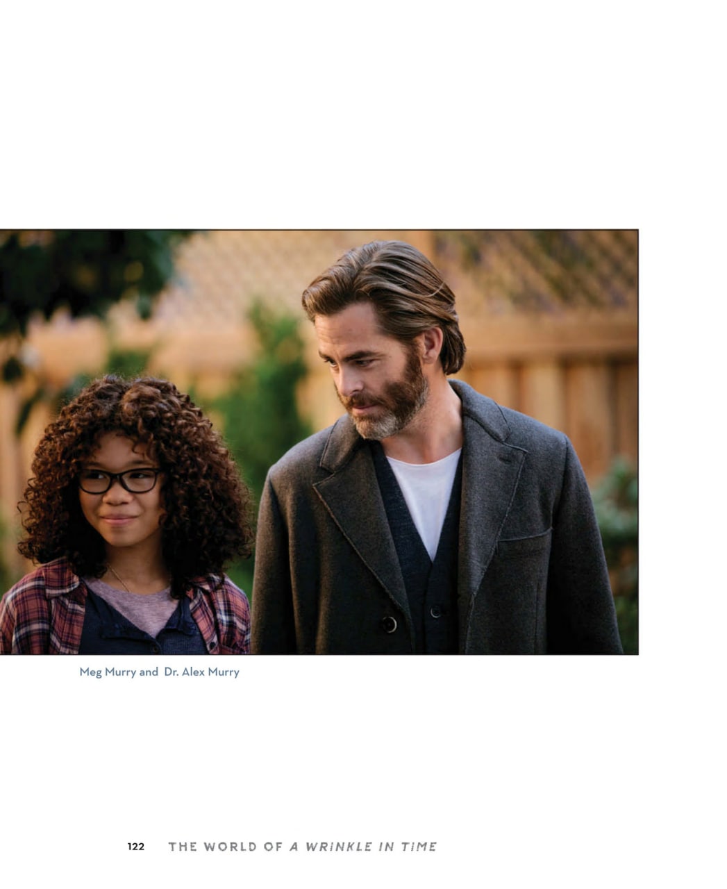 Portada ampliada de THE WORLD OF A WRINKLE IN TIME