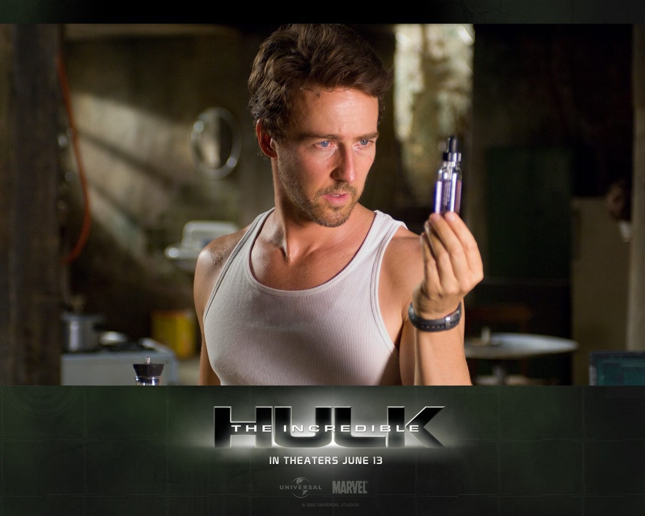 Portada ampliada de THE INCREDIBLE HULK