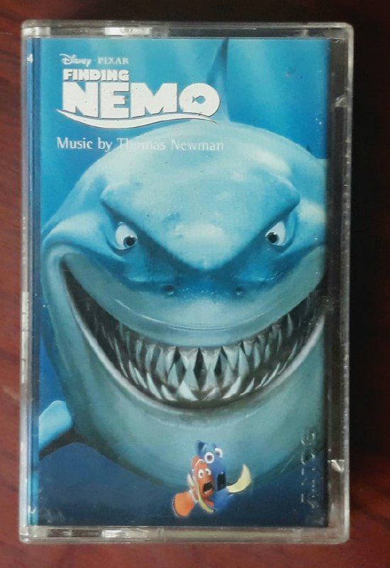Portada ampliada de Finding Nemo