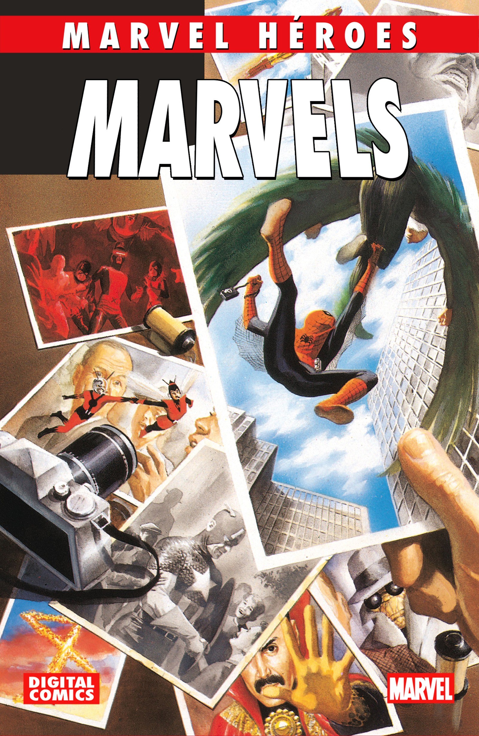 Portada ampliada de MARVELS