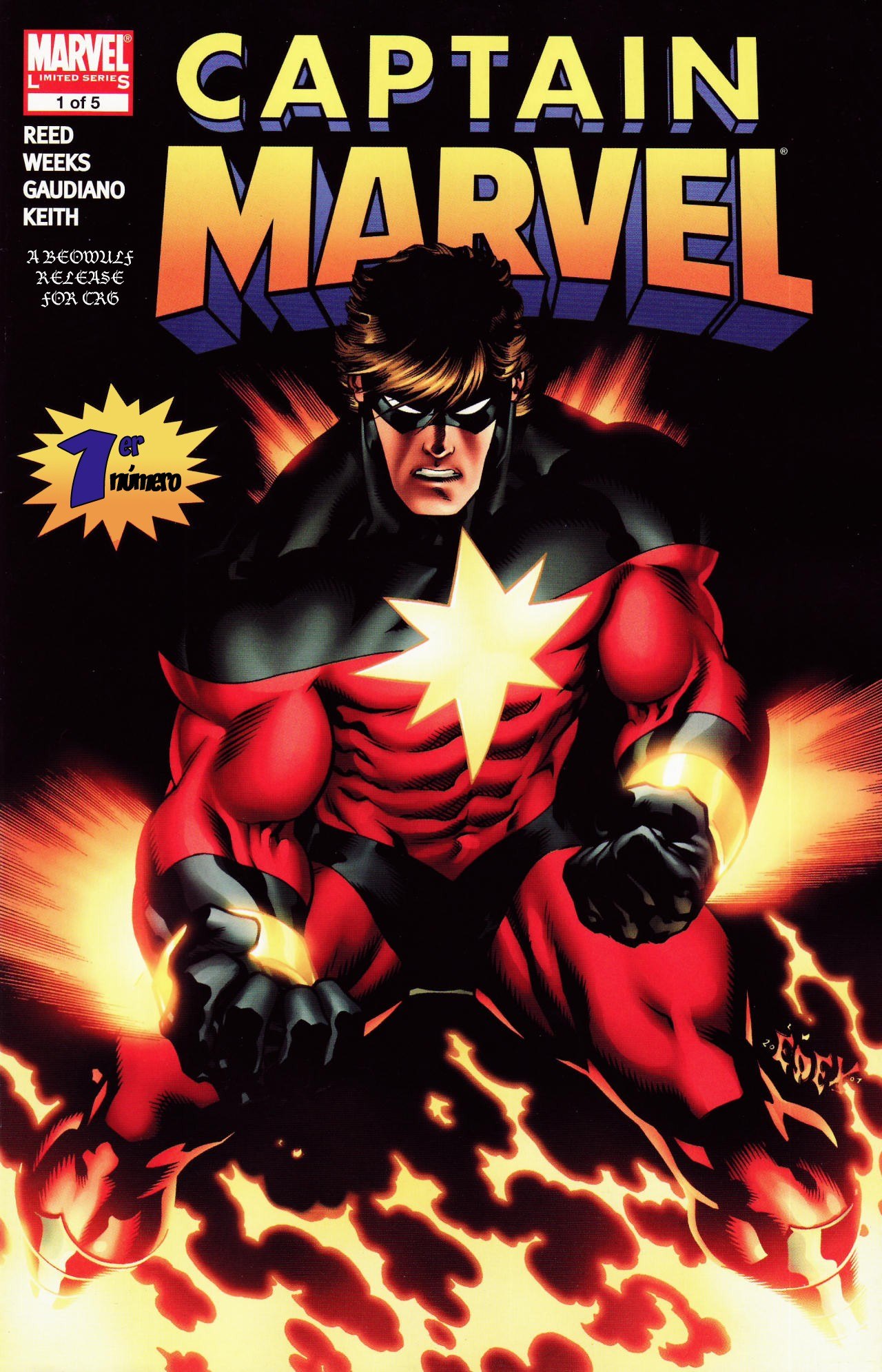 Portada ampliada de CAPTAIN MARVEL