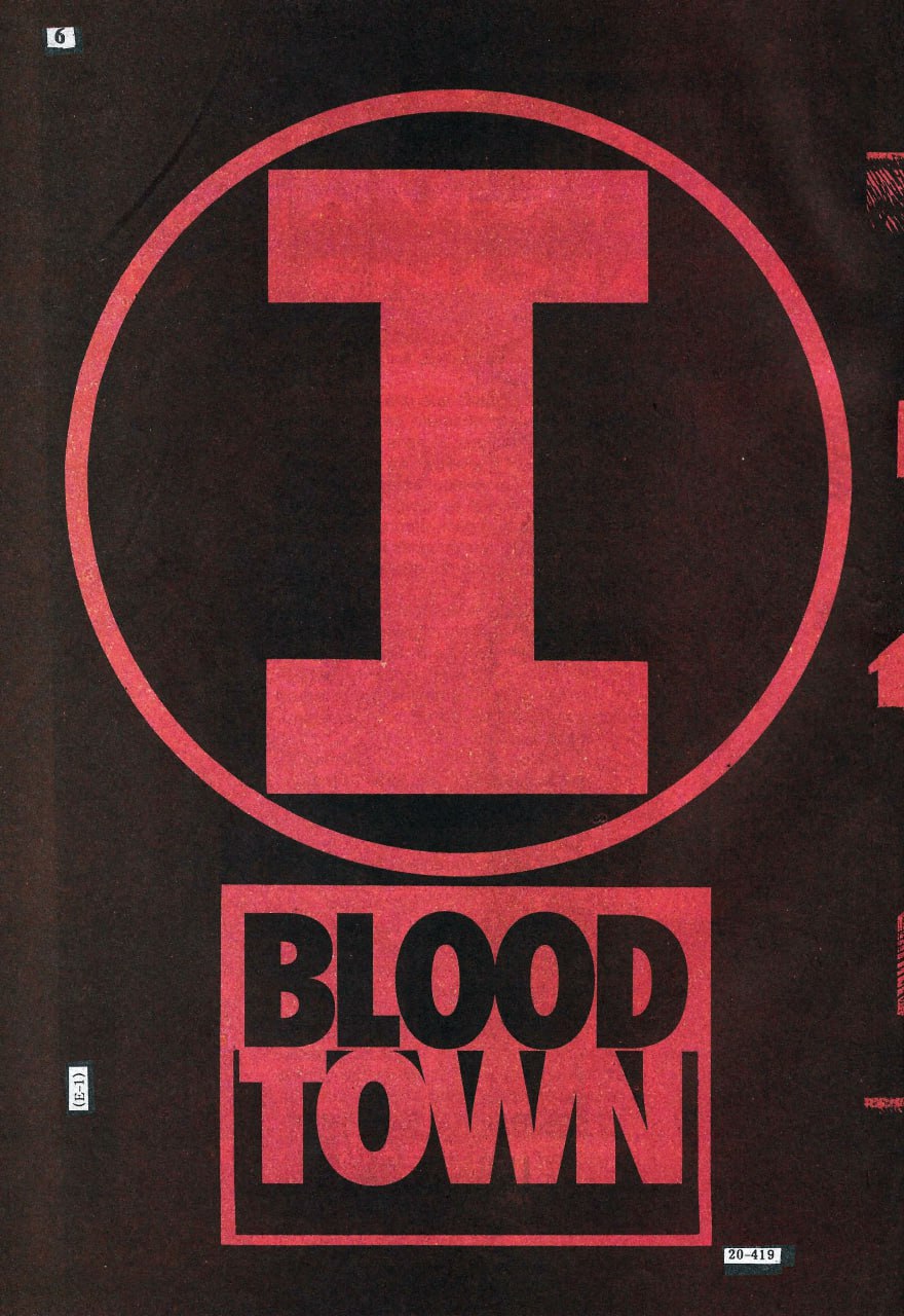 Portada ampliada de BLOOD TOWN